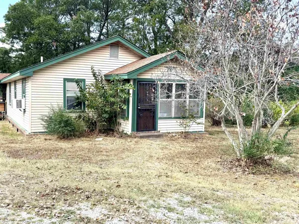 103 N Oak St, Brookland, AR 72417