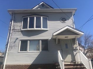 14 Riverside Pl, Garfield, NJ 07026