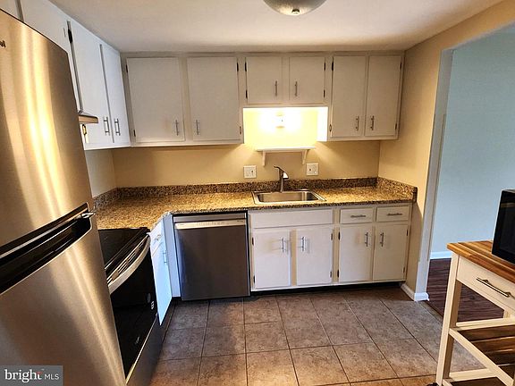 3rd image of 2109 Cedar Run Dr APT 208