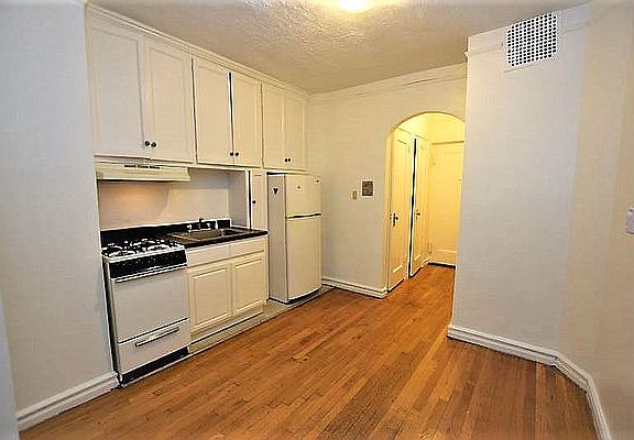 2nd image of 41-15 45th St #1R