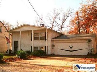 596 Hazelwood Dr, Vermilion, OH 44089
