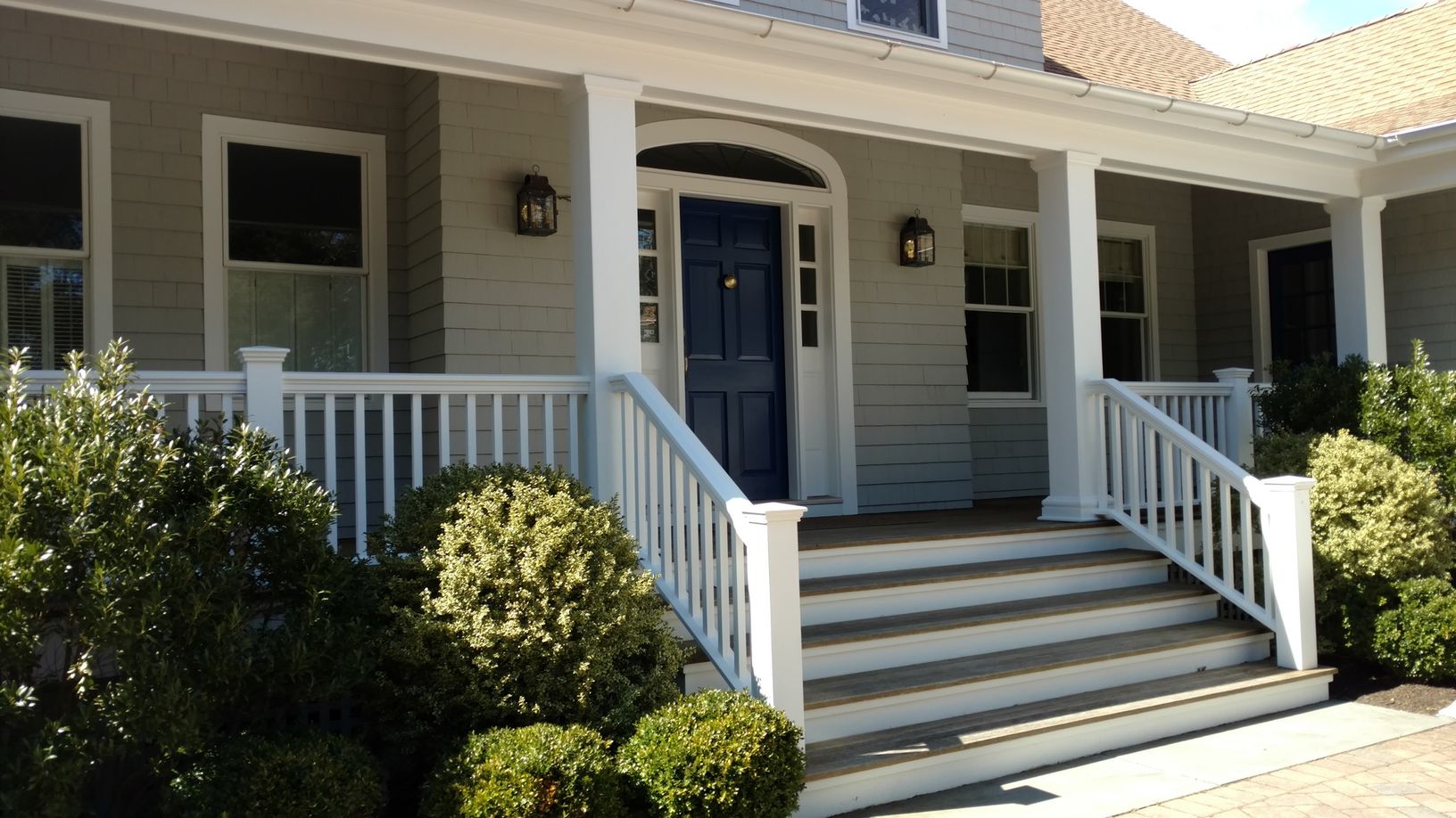  Welcoming covered front porch