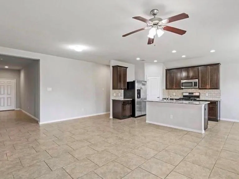 9514 Matilda Creek Ct — Photo 5