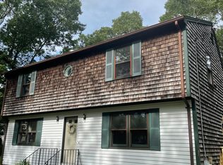 194 Narrow Ln, Charlestown, RI 02813