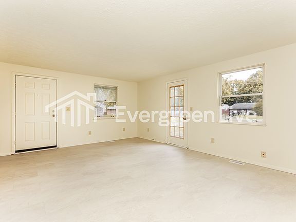 5th image of 8172 Mount Charles Dr