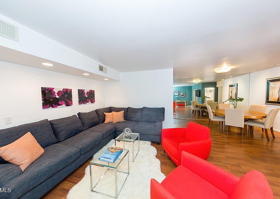 1st image of 1010 Palm Ave APT 104