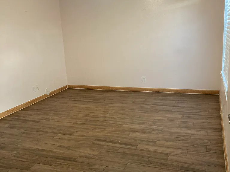 Blueflax Ave — Photo 2
