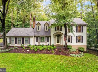 11152 Deuaughn Ct, Fairfax Station, VA 22039