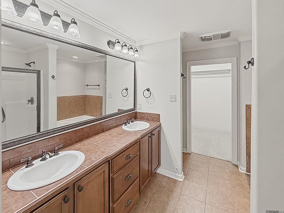 5th image of 7111 Village Charmant Dr Unit 94