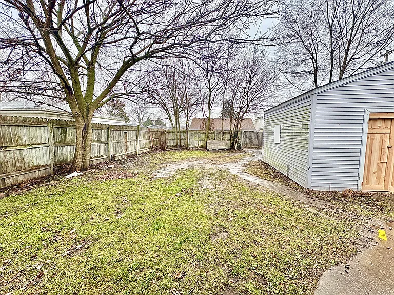 812 Jackson St — Photo 20