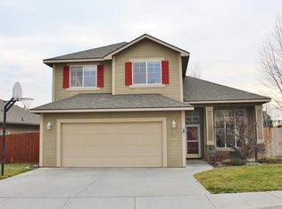 1928 Penny Royal Ave, Richland, WA