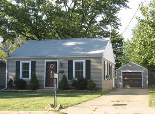 811 E Division Ave, Peoria Heights, IL 61616