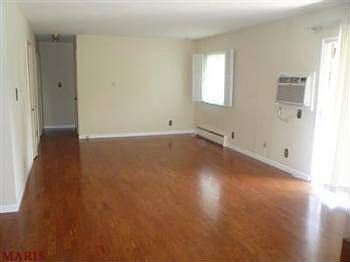 4th image of 10010 S Bunker Hill Dr #F