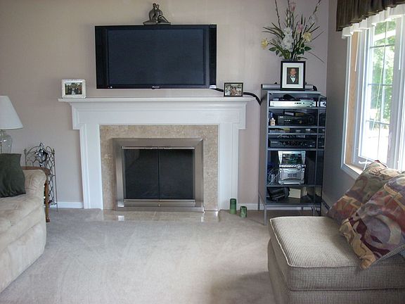 Living Room w/Bay Window