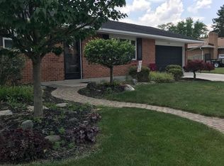 2706 Hazelbrook Dr, Dayton, OH 45414