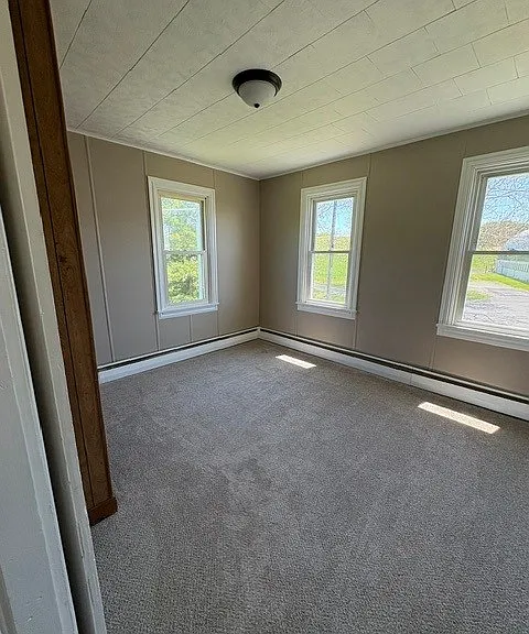 1520 Windsor Castle Rd — Photo 2