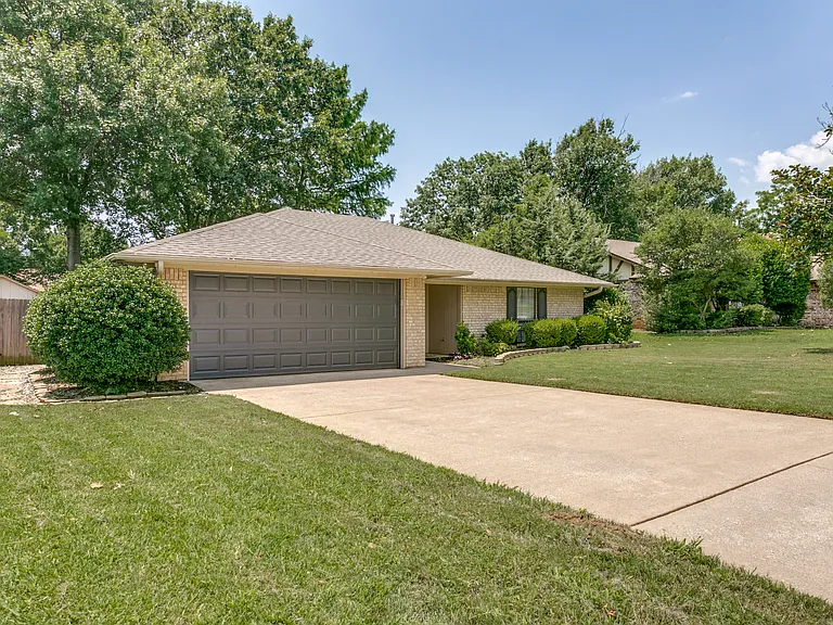 3055 Panhandle Dr — Photo 6