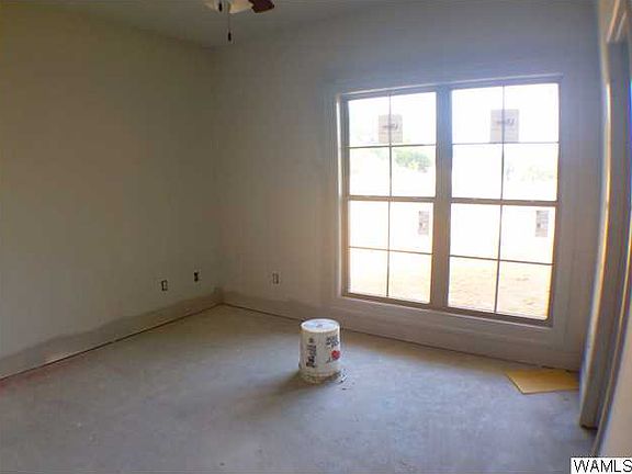 3rd image of 2004 Waterford Ln