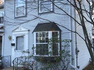 63 1st St, Worcester, MA 01602