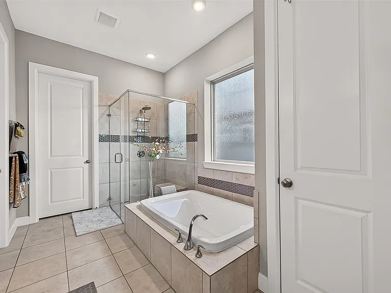1943 Fitzgerald Landing Dr — Photo 38