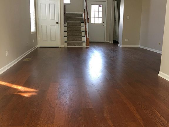 3rd image of 300 Cromwell Ct
