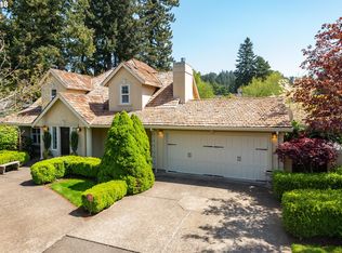 19240 Bryant Rd, Lake Oswego, OR 97034