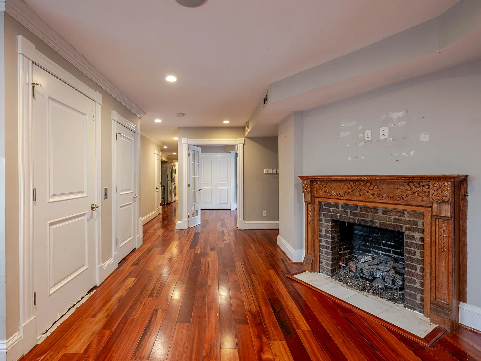 3 bed, $3,995 — Photo 4