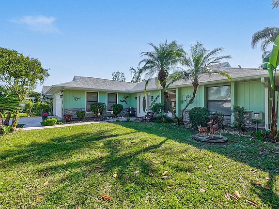 4th image of 246 SW Starflower Avenue