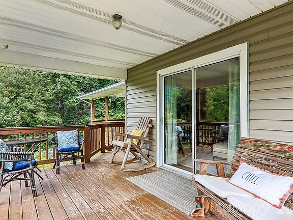 3rd image of 169 Highview Dr