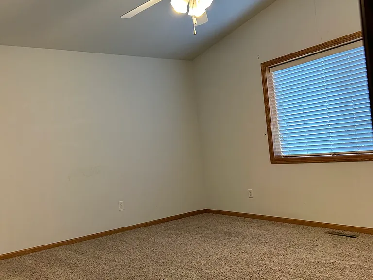 2126 Josie Rdg — Photo 7