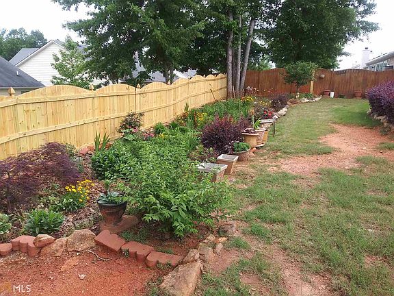 4th image of 1013 Harbor View Ln #39