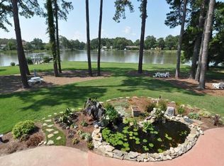 2428 Sterling Point Dr, Portsmouth, VA 23703