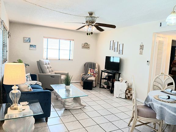 Bright Open Floor Plan
