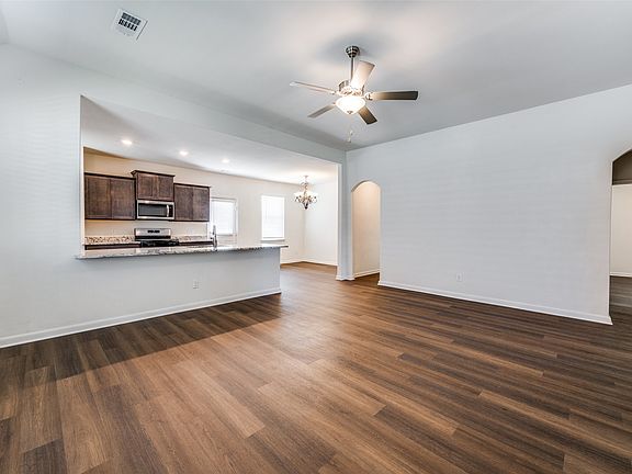 5th image of 9709 Dan Meyer Dr