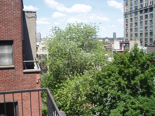 Rented by JK Dansar Corp | media 25