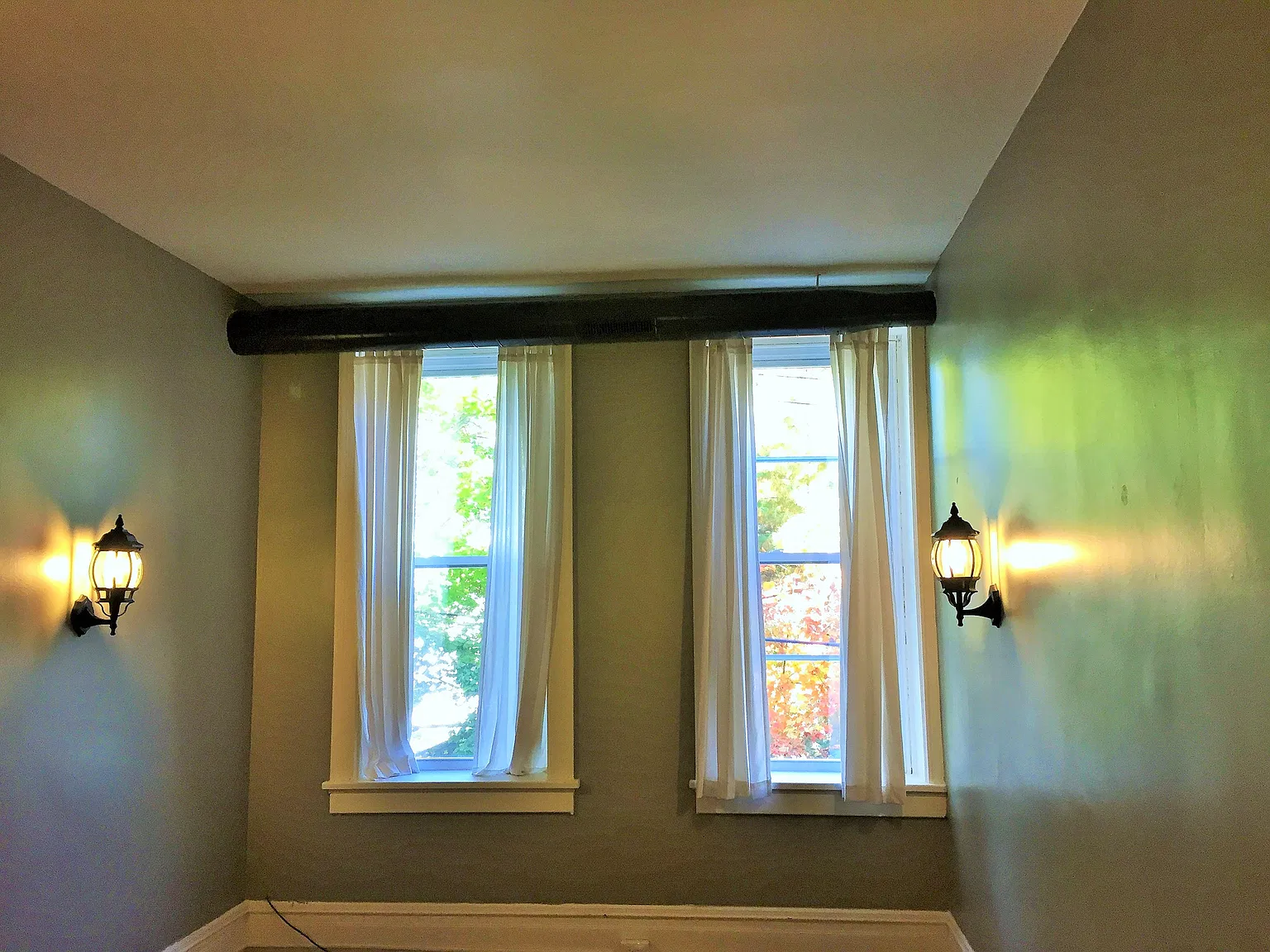 7033 Meade Pl — Photo 1