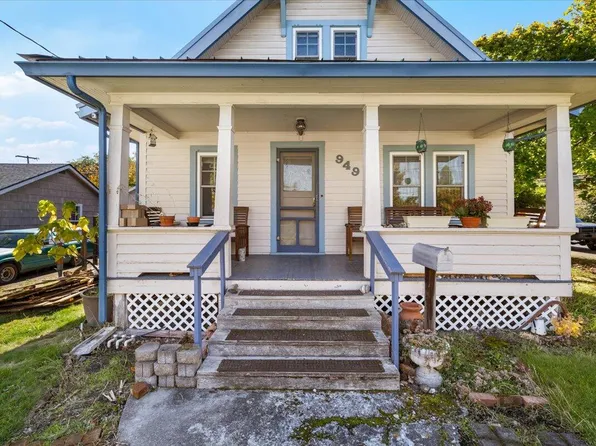 949 Murray Ave, Medford, OR 97501