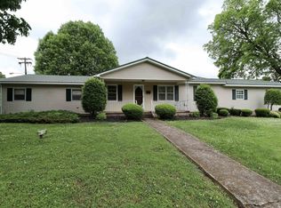 901 S High St, Trenton, TN 38382