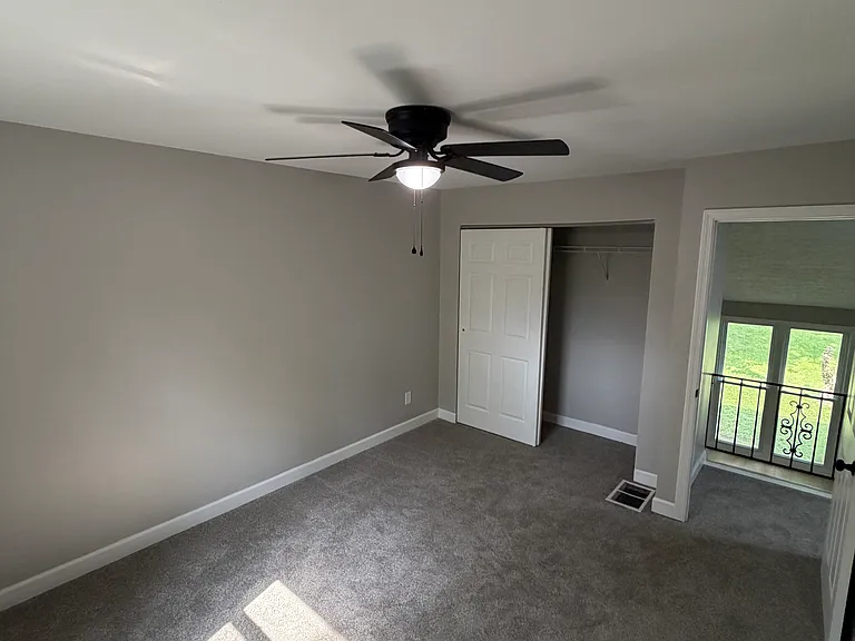 Ridgeway Dr — Photo 10