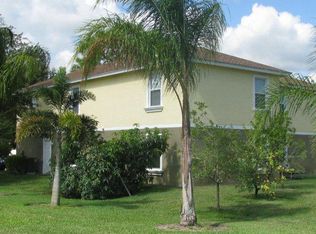 2207 S 33rd St, Fort Pierce, FL 34947
