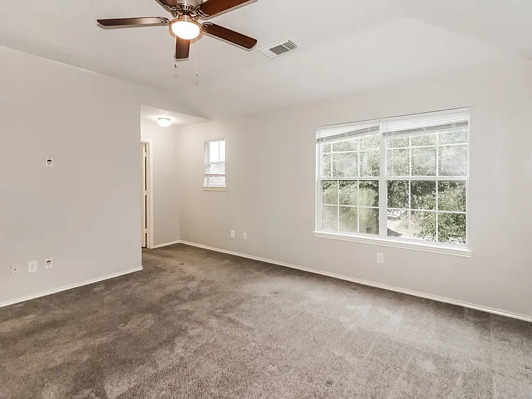 19315 Montclair Meadow Ln — Photo 10