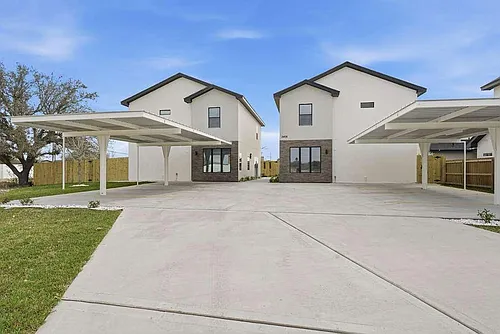 2409 E Viviana St Photo 1