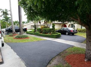 13271 SW 1st St, Miami, FL 33184