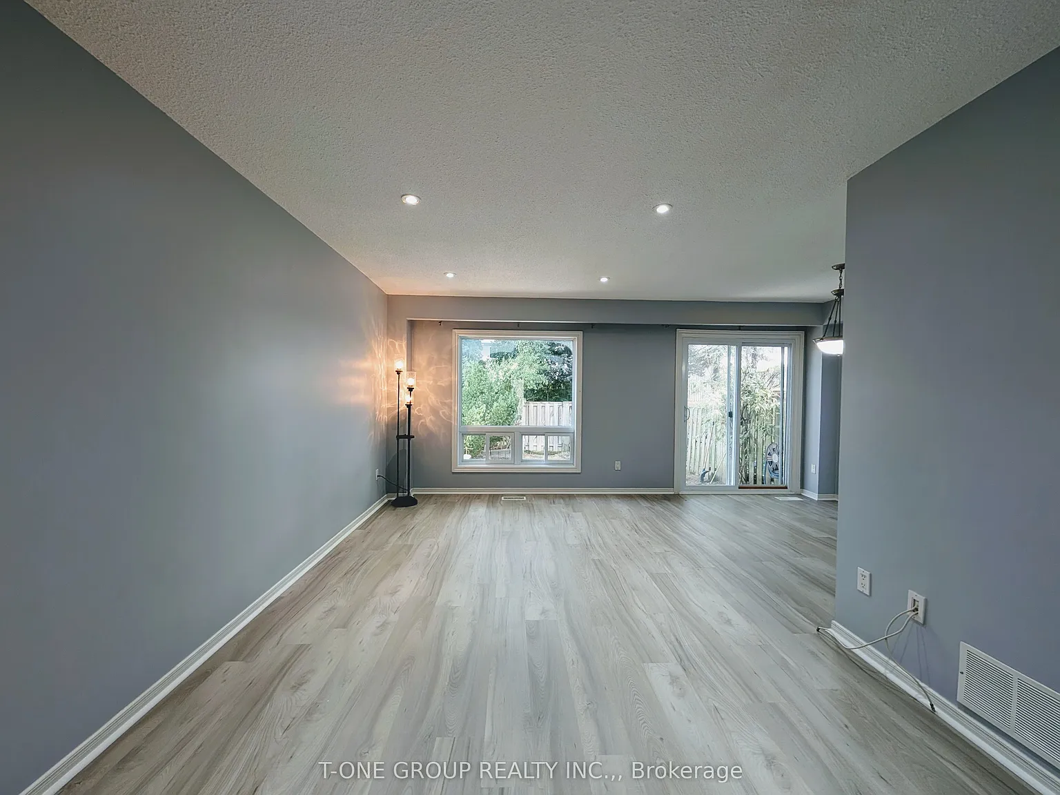 4 bed, $3,400 — Photo 4
