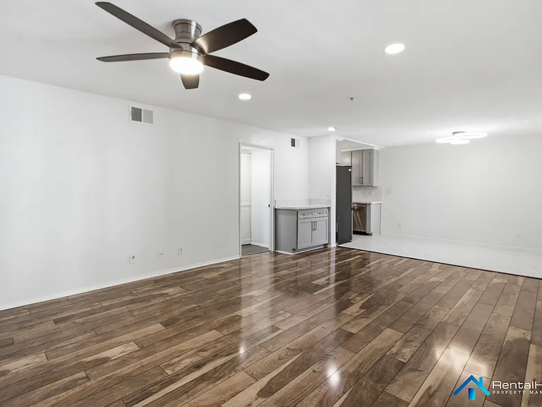 11044 Acama St #203 — Photo 6