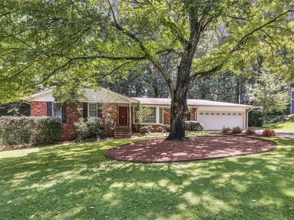 6595 Wright Cir, Sandy Springs, GA 30328