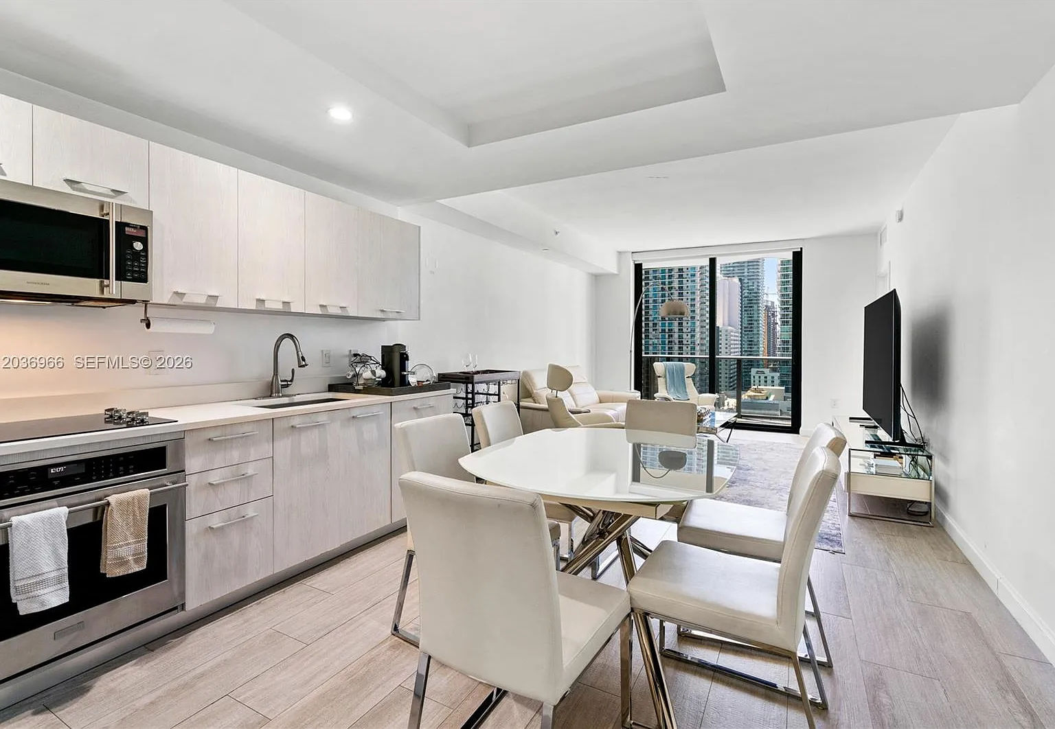 Brickell Heights West Con — Photo 2
