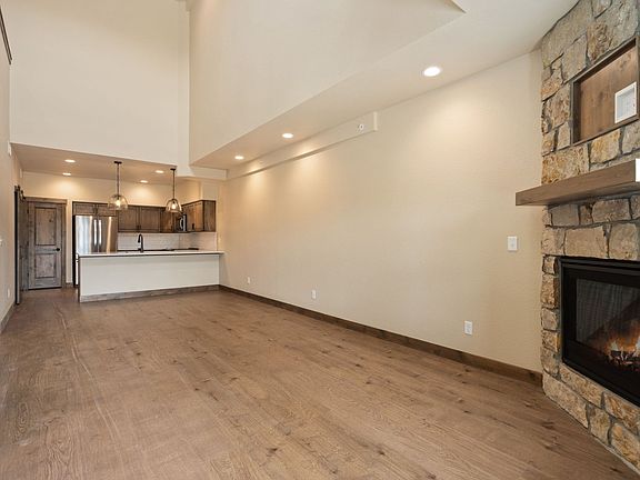 4-web-or-mls-1701 Continental Peaks Cir 4_11182025