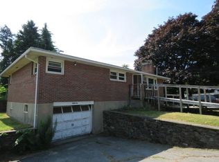 46 Pasadena Pkwy, Worcester, MA 01605