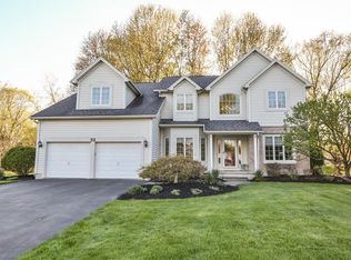 33 Brimfield Cir, Fairport, NY 14450